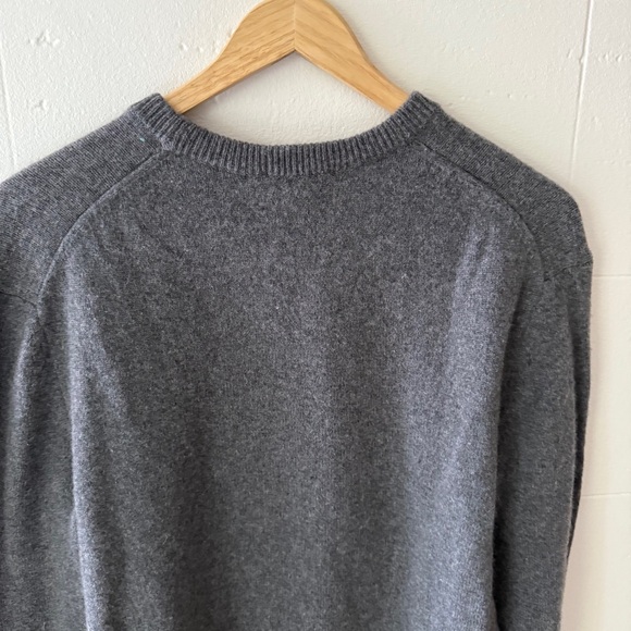 Gap Bear Wool Sweater - Picture 8 of 9